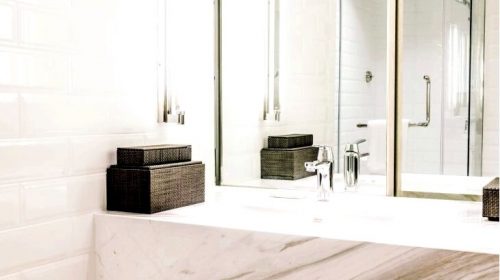 Столешница для ванной – какую выбрать столешницу под раковину?