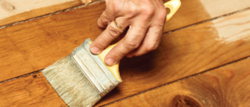 Як уникнути деформації деревини: Основні правила зберігання та обробки